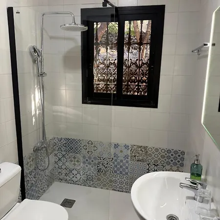 Lodge Bronlara Alhaurín de la Torre