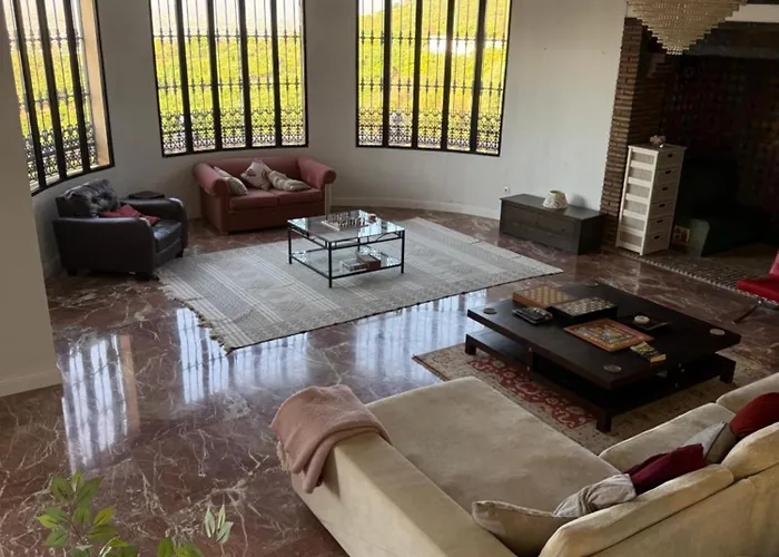 Деревянный коттедж Bronlara *